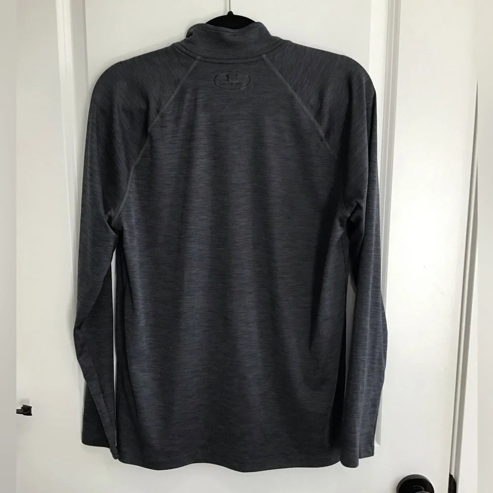 Under‎ Armour Dark Gray Long Sleeve Pullover